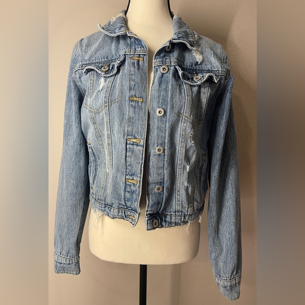 HIGHWAY JEANS Woman’s Distressed Denim Blue Jean Jacket Size Large